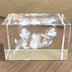 東京ディズニーランド 3Dキューブ クリスタル 置物 チップとデール