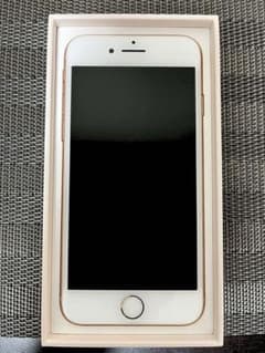 iPhone 8 Gold(ピンクゴールド)256GB SIMフリーのサムネイル