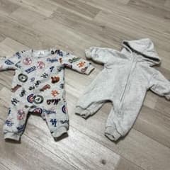ベビーカバーオール70 3~6month ジップアップパーカー 2点まとめ売りのサムネイル