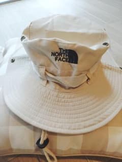 THE NORTH FACE アドベンチャーハット ベージュのサムネイル