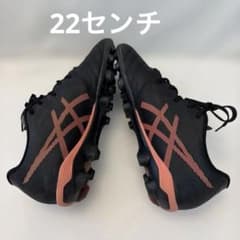 アシックス　サッカーシューズ ブラック/オレンジ 22㌢　　❁のサムネイル