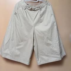 grove ガウチョパンツ ベージュ Mサイズのサムネイル