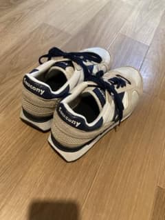 Saucony スニーカーのサムネイル