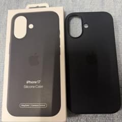 Apple iPhone17純正シリコンケースブラックのサムネイル