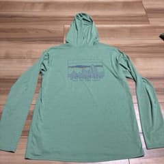 patagonia パタゴニア p6 キャプリーンフーディー Mサイズ 美品