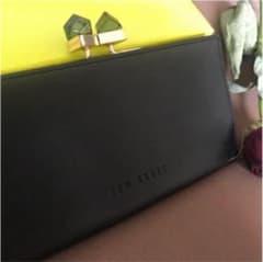 テッドベイカー 長財布のサムネイル