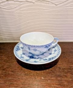 Royal Copenhagen ティーカップ・ブルーブルーテッドハーフレースのサムネイル