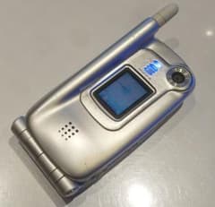 美品 レア ドコモ docomo N504is silver シルバー ガラケー 美品 レア ドコモ docomo N504is silver シルバー ガラケー - メルカリ