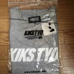 新品タグ付き kiks tyo タンクトップのサムネイル