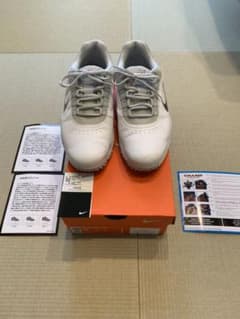 NIKE  AIR  RIVAL  4のサムネイル