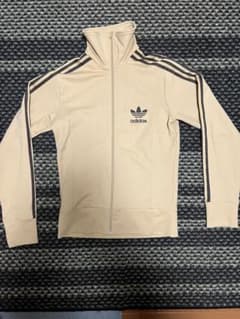 adidas トラックジャケット　有原みゆ紀のサムネイル
