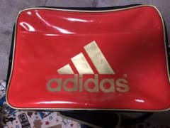 アディダス adidas エナメルバッグのサムネイル