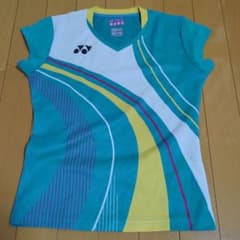 YONEX　バドミントンシャツのサムネイル