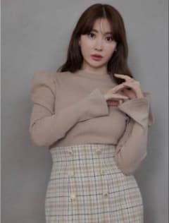 herlipto Volume-Sleeve Glitter Knit Topのサムネイル