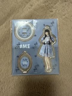 ≠ME 櫻井もも アクリルスタンドのサムネイル