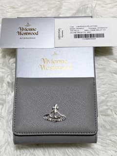 大人気⭐︎Vivienne Westwood 三つ折り財布 - メルカリ