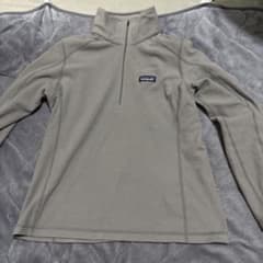 ゆ*ゆ様 patagonia マイクロd グレー ハーフジップ フリースジャケッのサムネイル