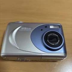 Nikon COOLPIX2000 デジタルカメラ 本体のサムネイル