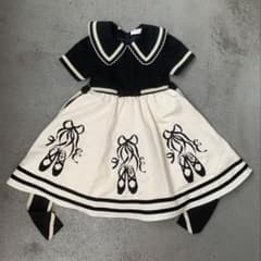 ひ*ぃ様 Shirley Temple 襟付きフロッキープリント入りワンピース ひ*ぃ様 Shirley Temple 襟付きフロッキープリント入りワンピース