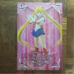 セーラームーンフィギュアのサムネイル