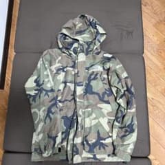 THE NORTH FACE カモフラ柄 マウンテンパーカー XLのサムネイル