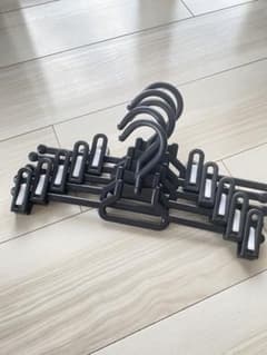 スカート/パンツ用ハンガー　5つ1セット(2セットあり)のサムネイル