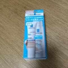 LA ROCHE-POSAY BBクリーム 01 ライト SPF50+のサムネイル