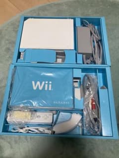 任天堂Wii 本体+接続機+Wiiリモコン3つ+Wiiパーティーセットのサムネイル