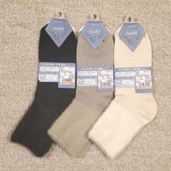 しまむら×プチプラのあや　フワモコ靴下3足セット