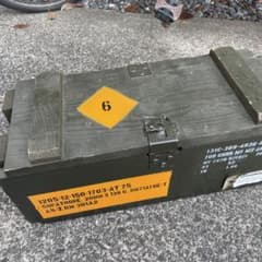 米軍基地放出激レア木の弾薬箱のサムネイル