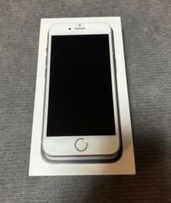 Apple iPhone 8 ゴールド 64GBのサムネイル