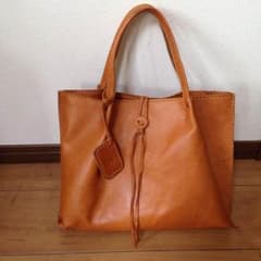 革トートバッグ fesのサムネイル