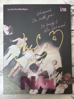 サラン 直筆サイン izna 1st Mini Album N/A - メルカリ