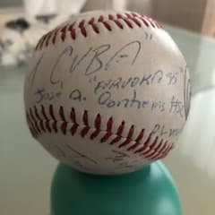 TEAM CUBA 1995直筆サイン入りボール TEAM CUBA 1995直筆サイン入りボール - メルカリ