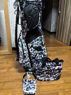 Oakley ヒョウ柄 ゴルフバッグ・キャディバッグ - メルカリ