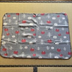 HEAT MATERIAL BLANKET りんご柄