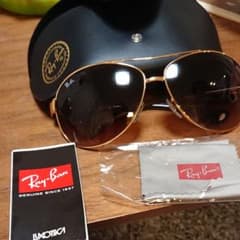 Ray-Banのサムネイル