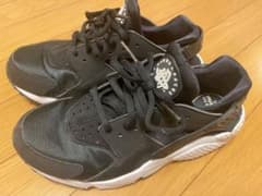 NIKE AIR HUARACHE ナイキ エアハラチ ブラック　24.5cmのサムネイル