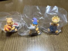 くまのプーさん Hide&Seek かくれんぼフィギュア 3種セット 枕 王冠のサムネイル