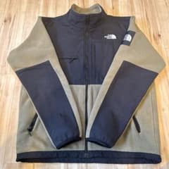 THE NORTH FACE Denali Jacketのサムネイル
