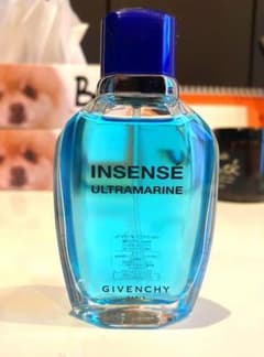 GIVENCHY ウルトラマリン オーデトワレのサムネイル
