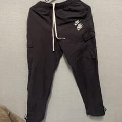 NIKE パンツ カーゴパンツ ブラック SWOOSH ワールドツアーのサムネイル