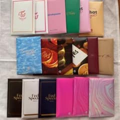 【美品】TWICE初回限定トレカセットのサムネイル