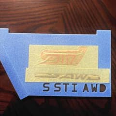 SUBARU STI AWD エンブレムのサムネイル