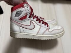 Nike Air Jordan 1 ホワイト/レッド ハイカットのサムネイル