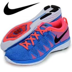 NIKE フライニットルナのサムネイル