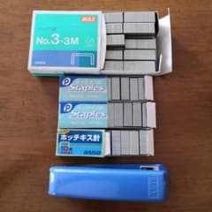 ホッチキスMAX　マックス針3号　ホッチキス針10号　セットのサムネイル