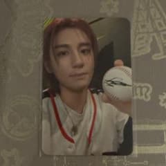 boynextdoor HOME イハン　weverse shop ラキドロのサムネイル
