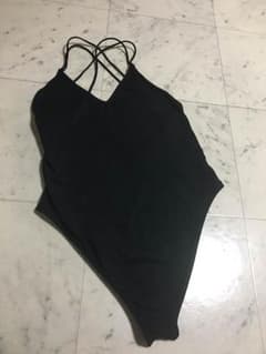 H&M ボディスーツ Mサイズ 美品 黒 ZARAのサムネイル