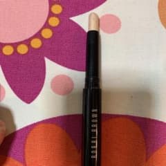 bobbi brownのサムネイル